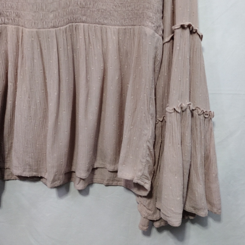 American Eagle Smocked Bell Sleeve Top Women's M Pale Pink Babydoll Barbiecore - Picture 5 of 9